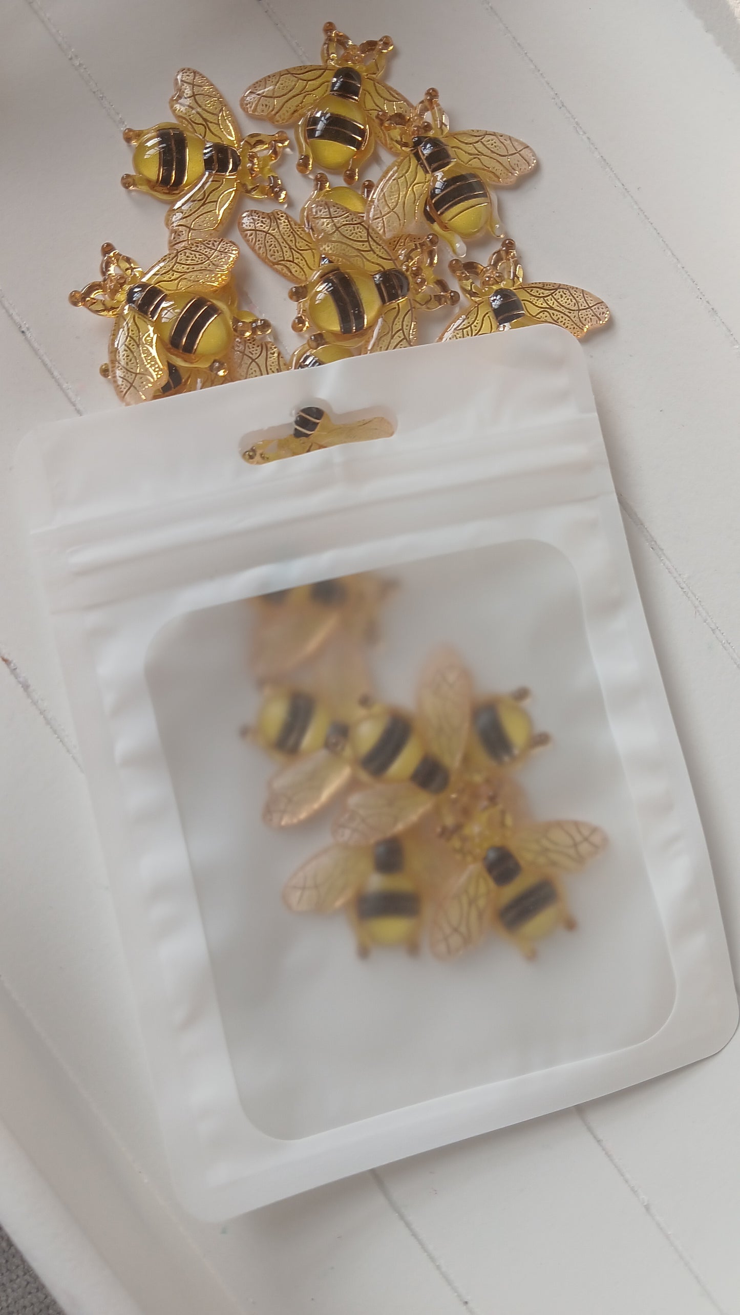 Bees 🐝 (pack of 5)