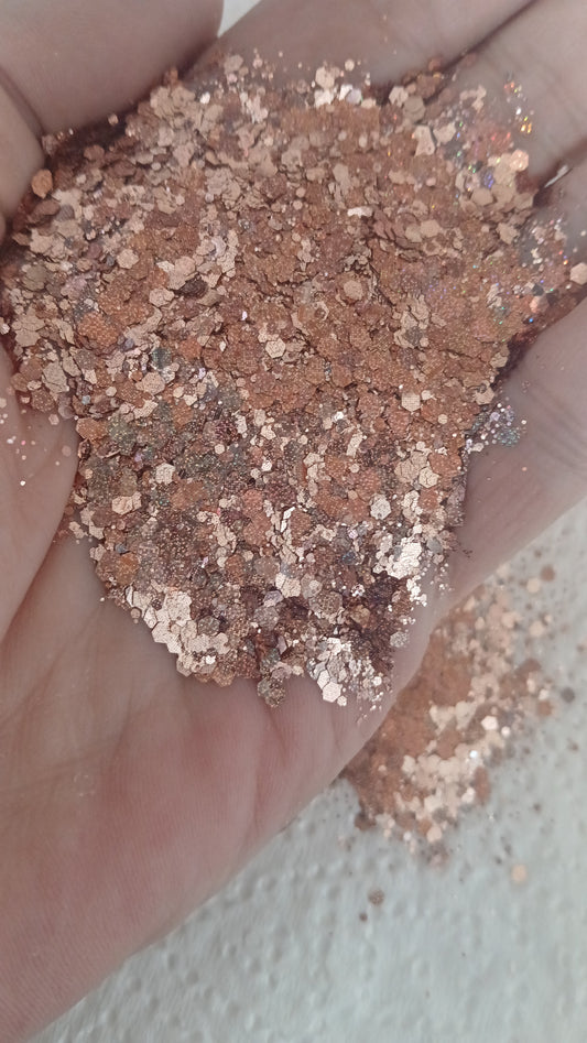 GLITTEROUS